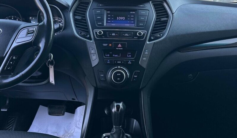 
								2018 Hyundai Santa Fe Sport Premium AWD full									