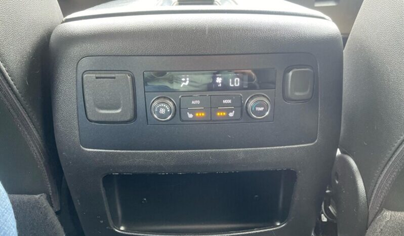 
								2020 GMC Yukon XL SLT 4×4 full									