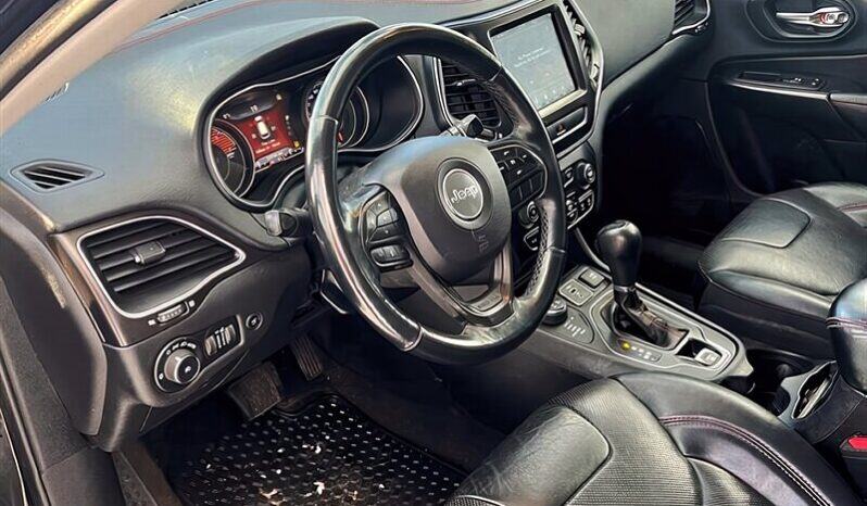 
								2019 Jeep Cherokee Trailhawk Elite 4×4 full									