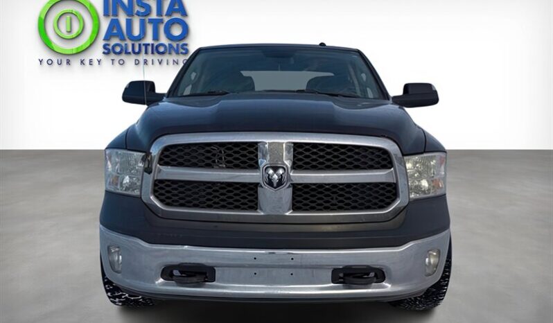 
								2017 RAM 1500 ST 4X4 full									