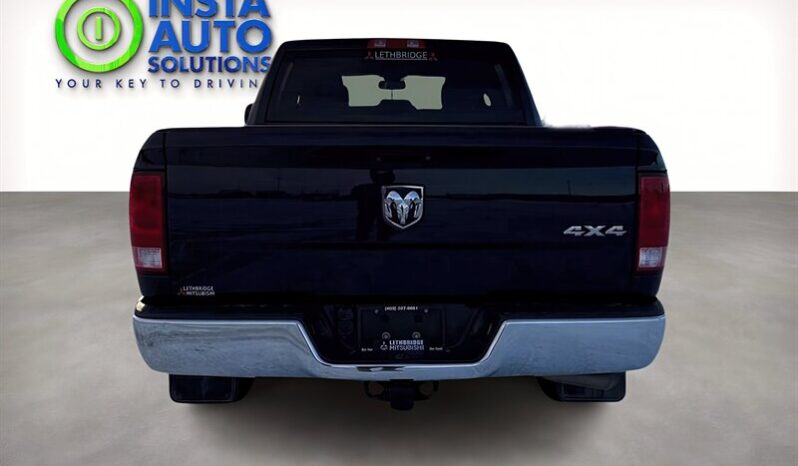 
								2017 RAM 1500 ST 4X4 full									