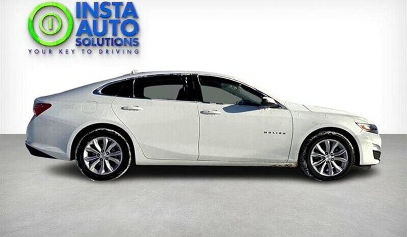 
								2022 Chevrolet Malibu LT full									