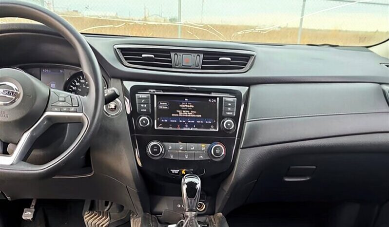 
								2018 Nissan Rogue SV AWD full									