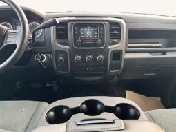 
										2017 RAM 1500 ST 4X4 full									