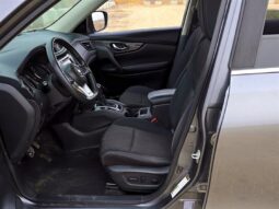 
										2018 Nissan Rogue SV AWD full									