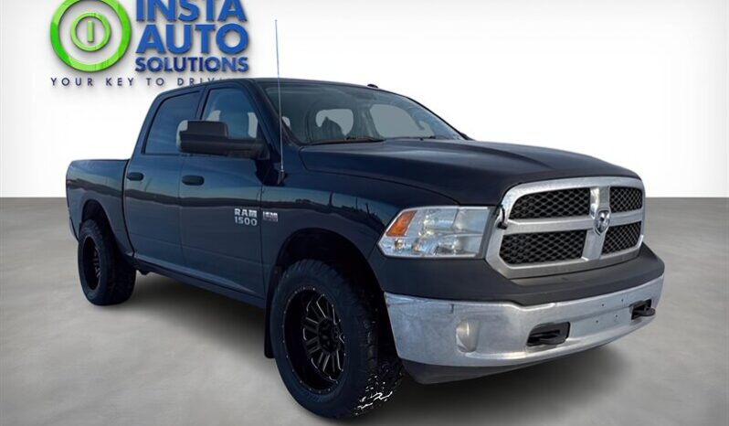 
								2017 RAM 1500 ST 4X4 full									