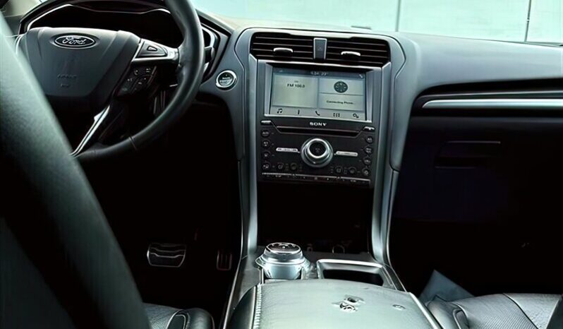 
								2018 Ford Fusion Titanium AWD full									