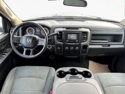 
										2017 RAM 1500 ST 4X4 full									