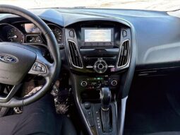 
										2018 Ford Focus SEL full									