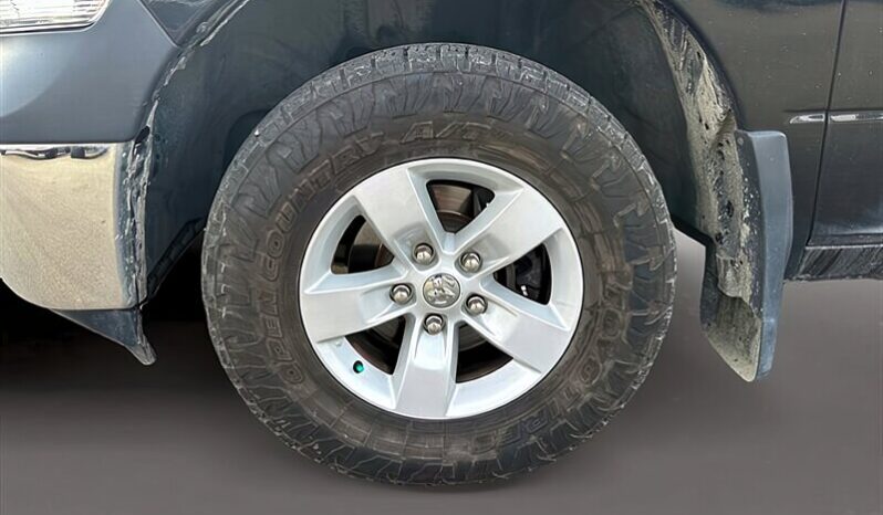 
								2017 RAM 1500 ST 4X4 full									