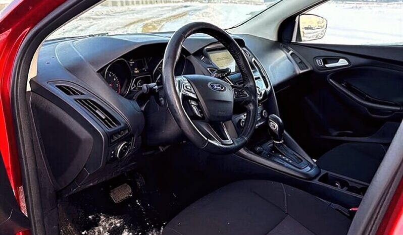 
								2018 Ford Focus SEL full									