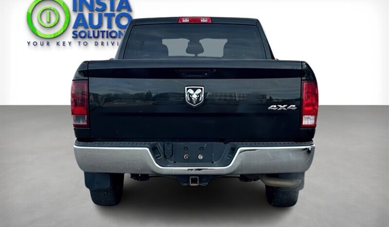 
								2017 RAM 1500 ST 4X4 full									