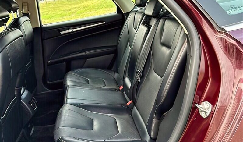 
								2018 Ford Fusion Titanium AWD full									